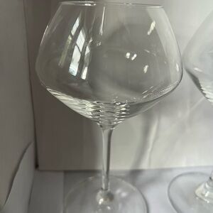 Elegant Clear Wine Glass Diamonds-shaped wine glass lot of 2